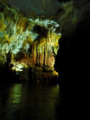 Dong Phong na cave