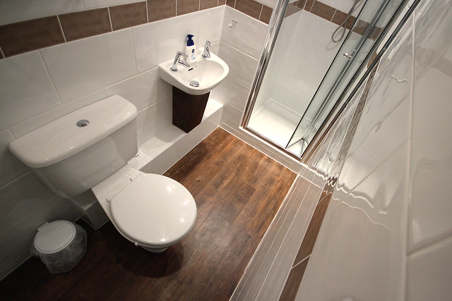 Telford Guest House - Bathroom