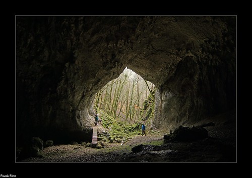 grotte de la baume archée mouthierhautepierre vallée loue franchecomté doubs