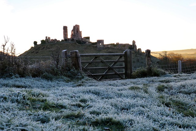 Woolley Hat and Gloves Required. Corfe Castle