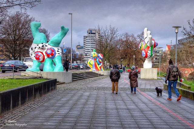 Niki de St. Phalle’s sculptures Die Nanas (I). Hannover