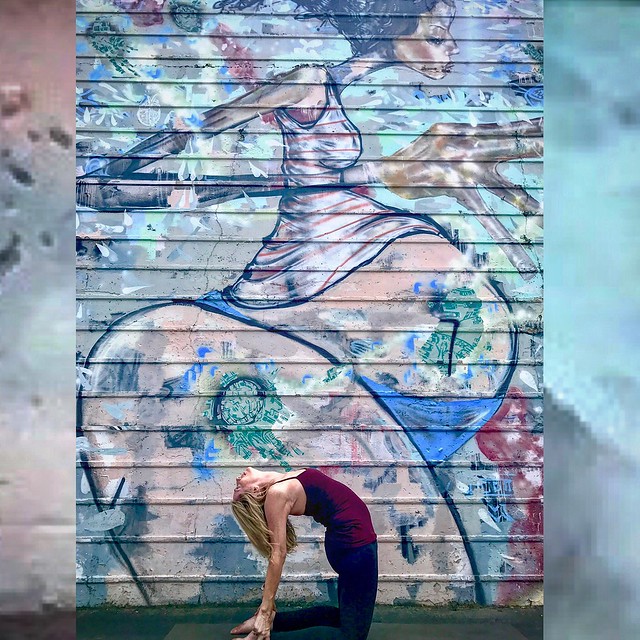 Street Art Postures
