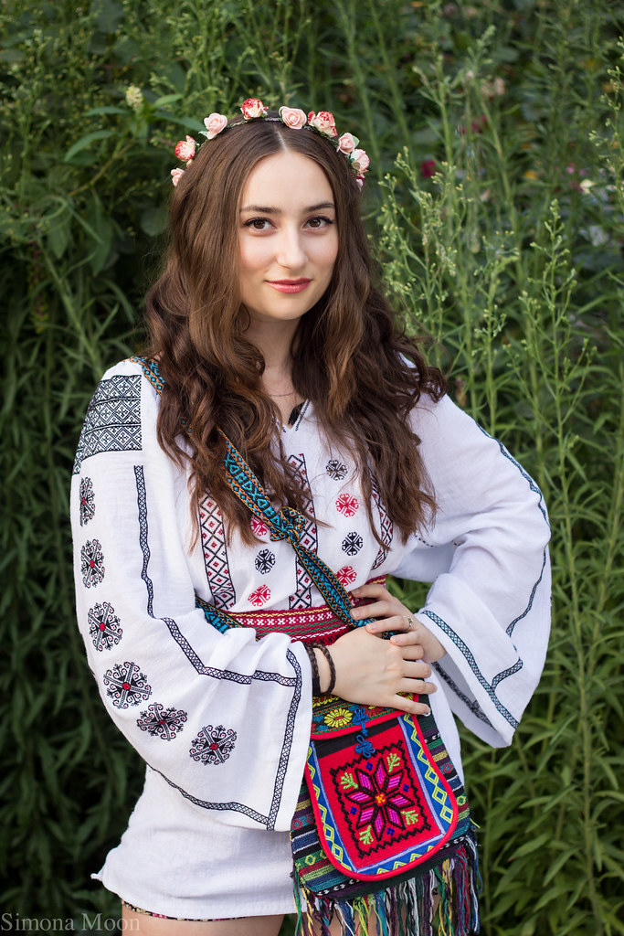 romanian beauties - Ilustrasi 2