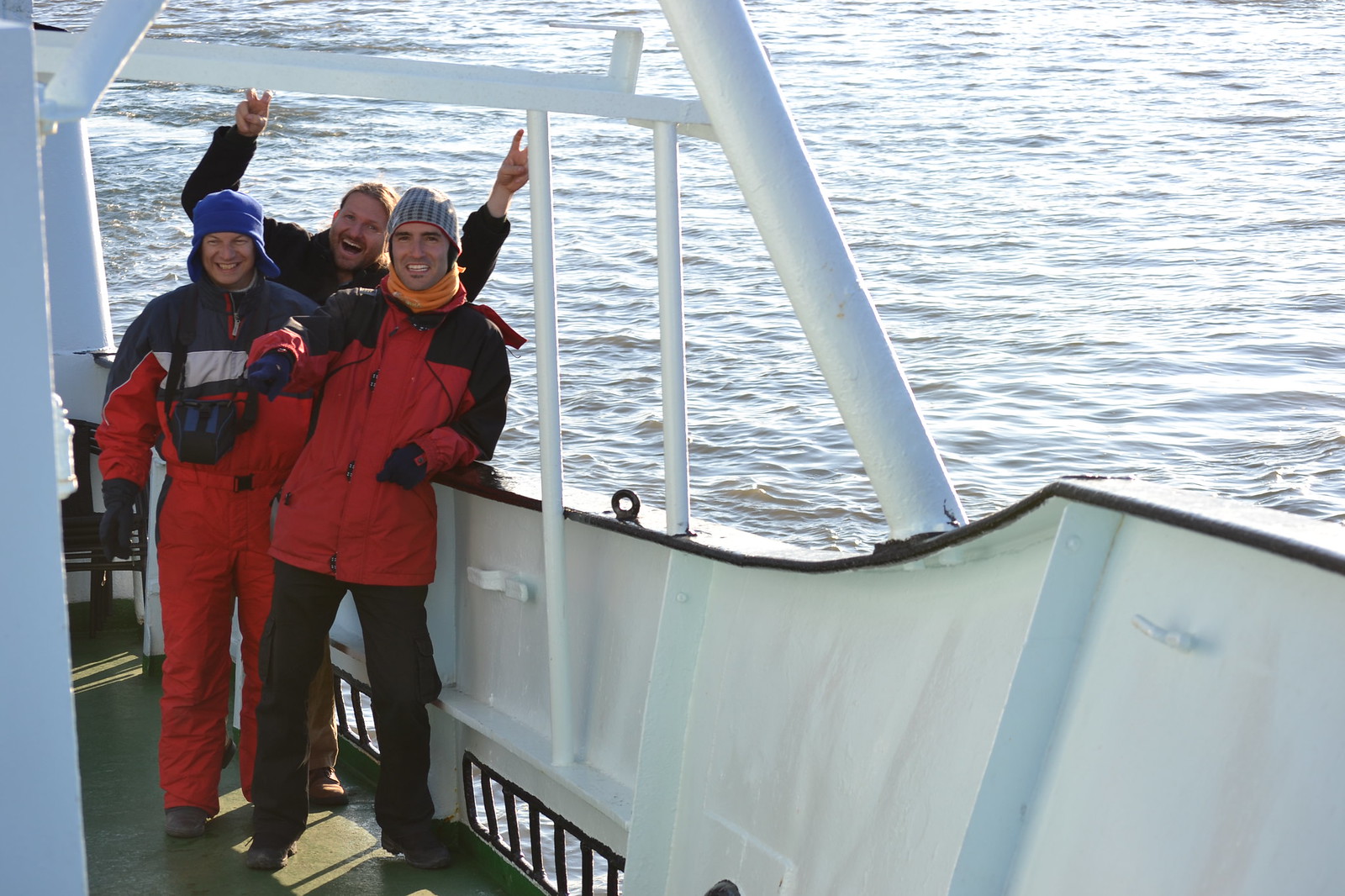 Svalbard. At the boat, Michel Breitfelner, Colin Wilson, Miguel Perez Ayucar.