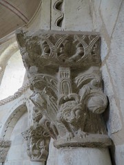 Lions affamés, choeur de l'église romane, St Blaise (XIIe-XIIIe), Lacommande, Béarn, Pyrénées-Atlantiques, Nouvelle-Aquitaine, France.