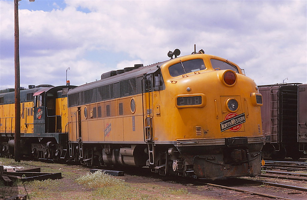 EMD Cab Units | Flickr