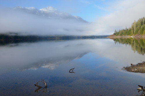 Buttle Lake - fog lifted