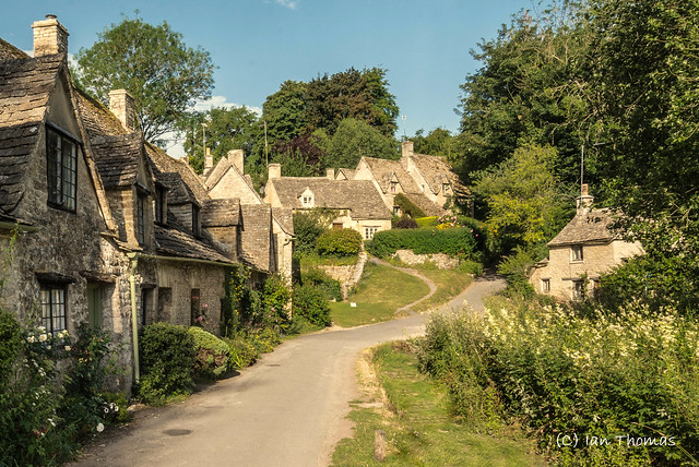 English Country Living In The Cotswolds