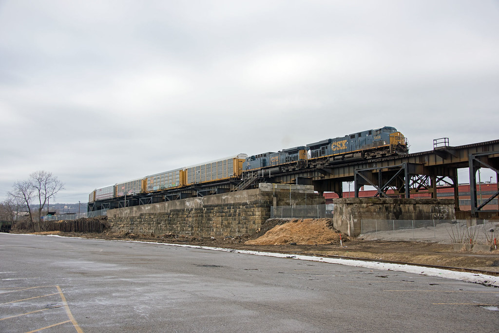CSXT 5456 Q-231 Cincinnati OH on the Ohio River Bridge app… | Flickr