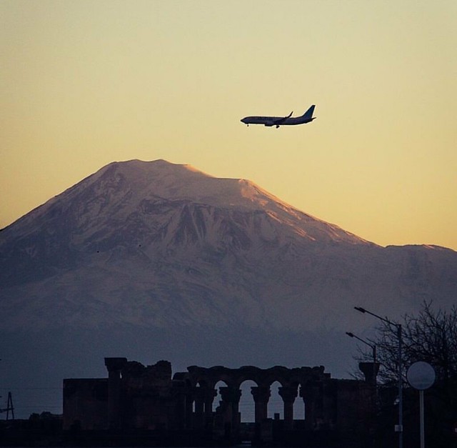 Mount Ararat and Aviation