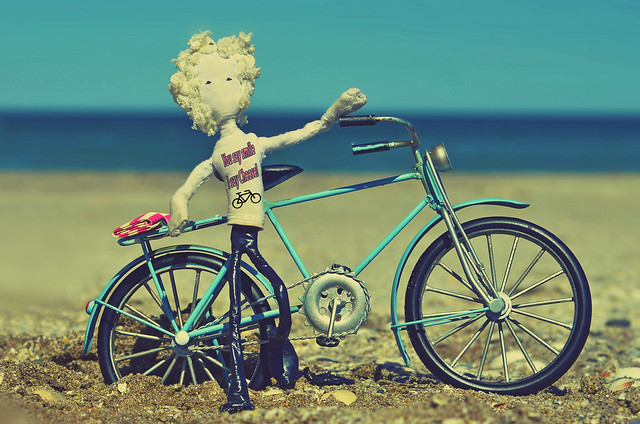I want to ride my bicycle ♪♫