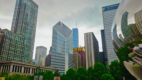 park sky city cloudy architecture building chicago bean millennium