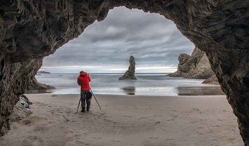 bandonoregon oregon wilbur seastacks surf longexposure reflections photographer ocean cave