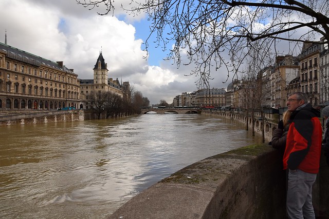 Paris /  Flood of the Seine