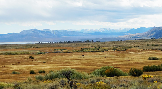 Mono Basin and Sierra Nevada Range, CA 10-17