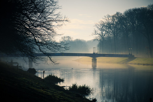 morning water run dusk cold fog sunrise park bridge