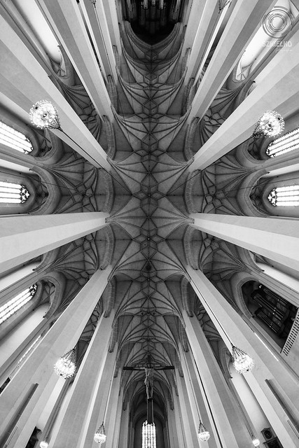 Sacred MUNICH: Frauenkirche - the ceiling