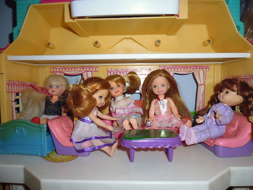 Barbies sin Identificar | by adanparaiso