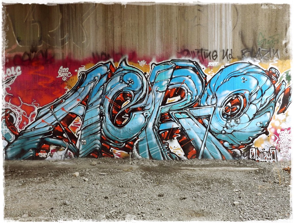 DSCF86514 Acroe | monolaps | Flickr