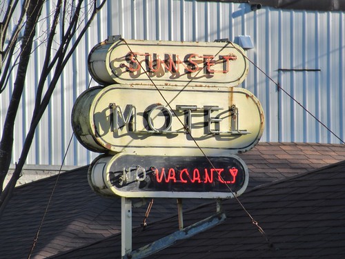 northbend washington roadtrip neonsign neon sign sunsetmotel motel