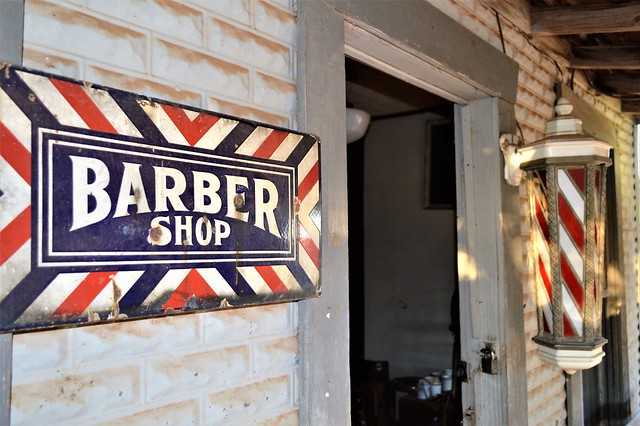 Barbershop in Buffalo, Gap