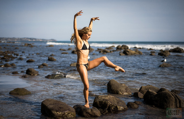 Bikini Model! Sony A7 R Beach Portraits Malibu! 45Epic Swimsuit Bikini Ballerina Surf Girl Goddess Model! Beautiful Golden Ratio Composition Photography Ballet Dancer! Athletic Action Lifestyle LA Surf Fashion! High Res Birth of Venus Sexy Hot dx4/dt=ic !