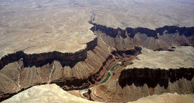 Survol du Grand Canyon