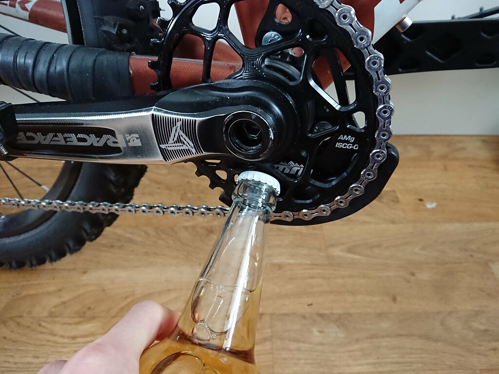 Absolute Black Oval 34T chainring bottle opener _0403