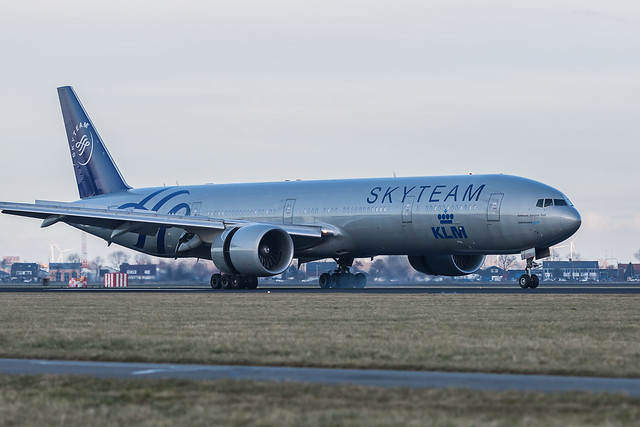 KLM PH-BVD Boeing 777-306(ER) SkyTeam Livery