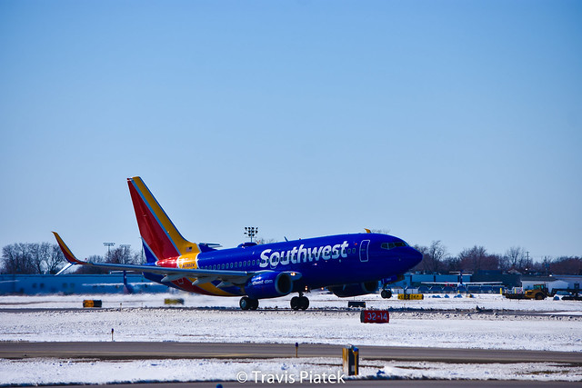 Southwest Airlines –  Boeing 737-79P N7862A @ Buffalo Niagara