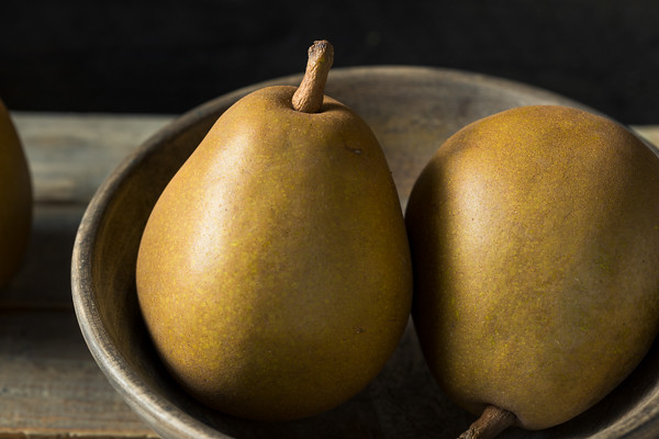 Raw Organic Brown Angelys Pears
