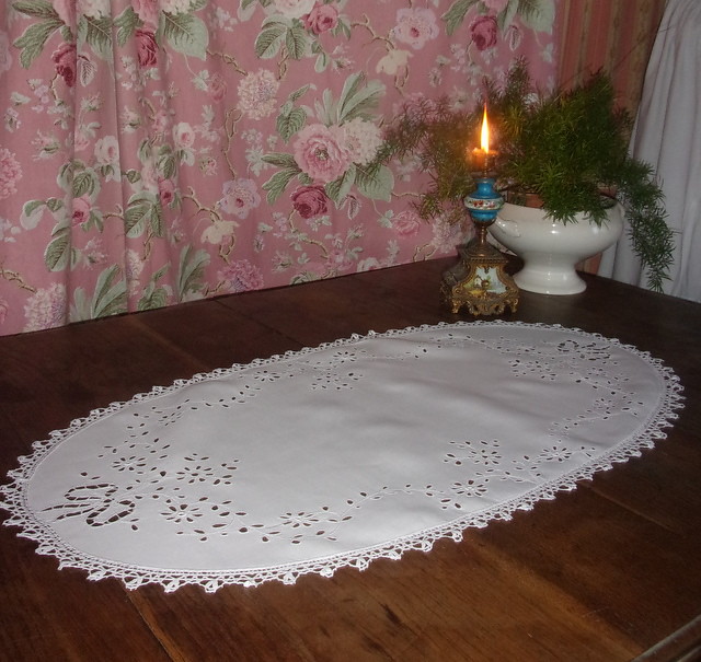 Dessu de lit ou tapis de table ancien  MAIN dentelle crochet @TABLECLOT 