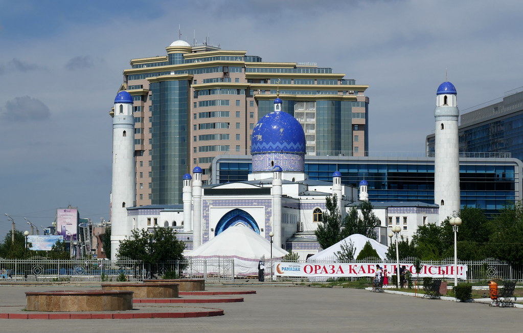 Cele mai bune 10 hoteluri din Atîrau, Kazahstan (Prețuri de la 84 lei)