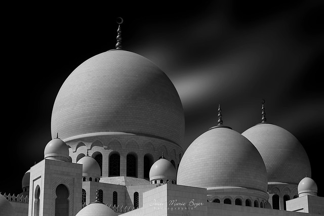 Mosquée Cheikh Zayed - Abu Dhabi. [Explore]