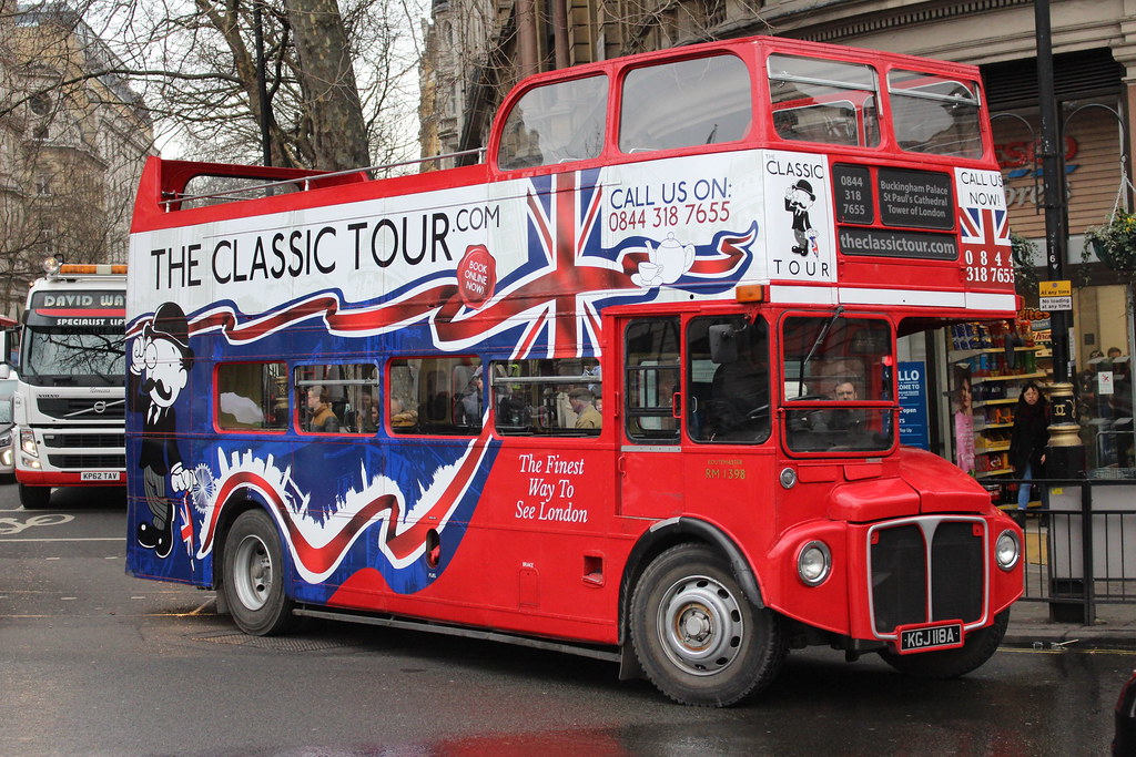 RM1398 KGJ118A The Classic Tour