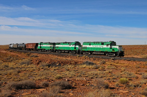 trains railroads apacherailway alco c420 c424 holbrook arizona