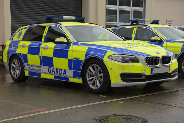 An Garda Siochana Irish Police Force Roads Policing BMW 530D IRV