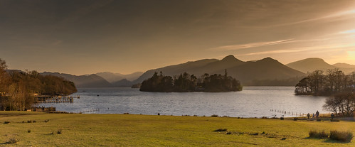 catbells derwentwater lakedistrict cumbria keswick evening eveninglight stage crowpark derwentisle landingstage