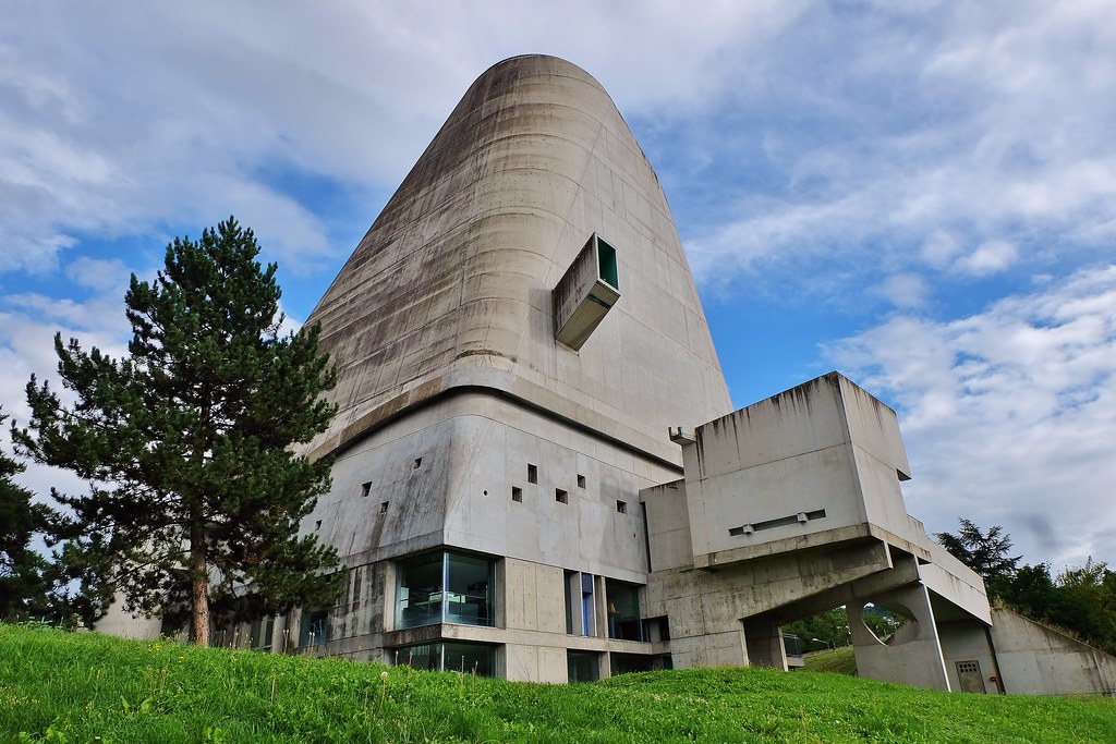 Firminy, l'eglise Saint Pierre, Le Corbusier | thierry llansades | Flickr