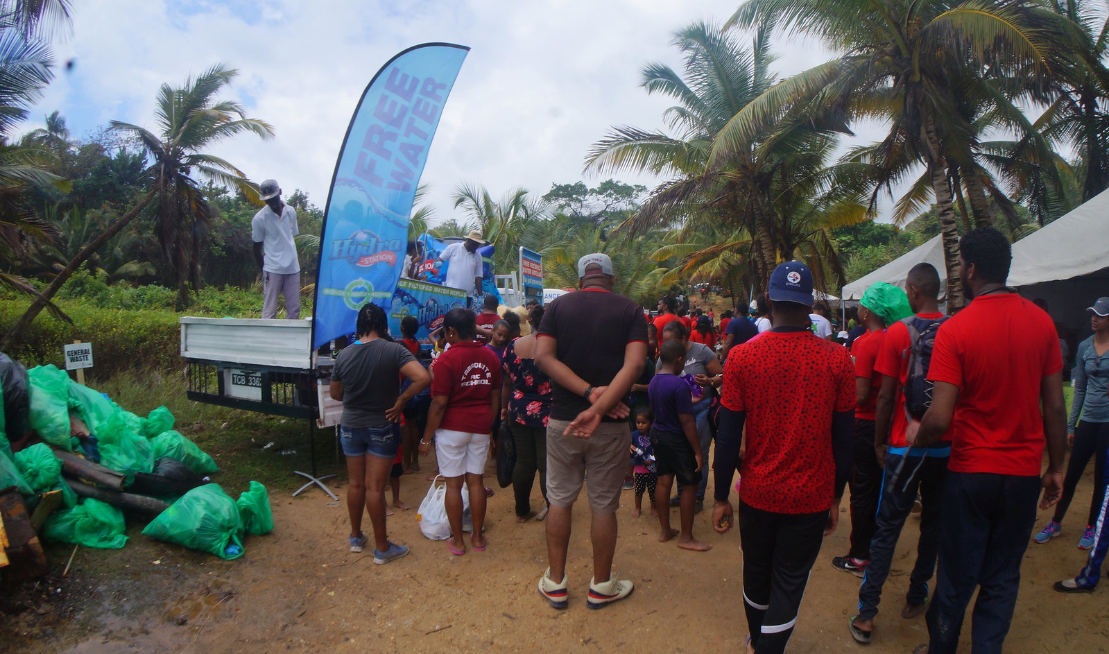 Nature Seekers Beach Clean Up 2018
