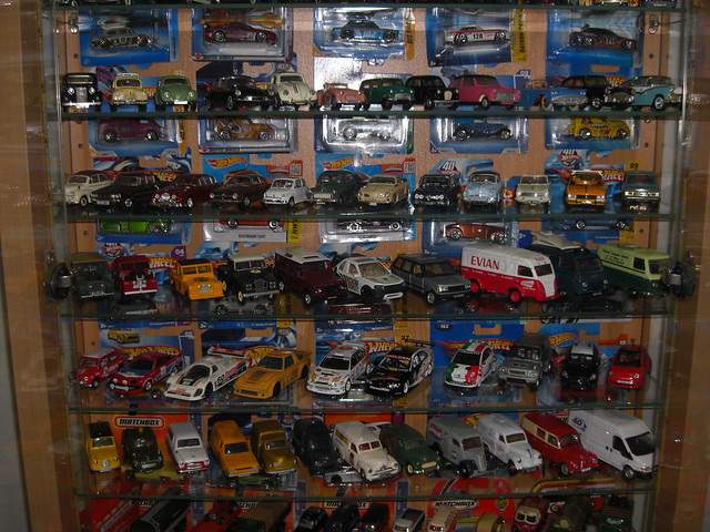 MIXED SCALE DIE CAST COLLECTION