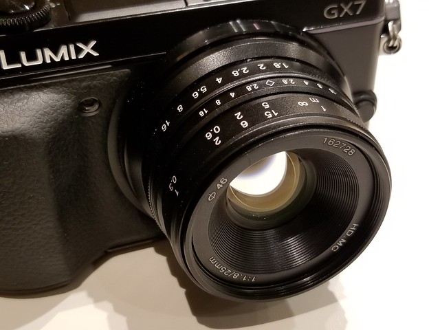 レンズ沼196本目】mukカメラサービスChinar 25mm F1.8は8500円で驚く 