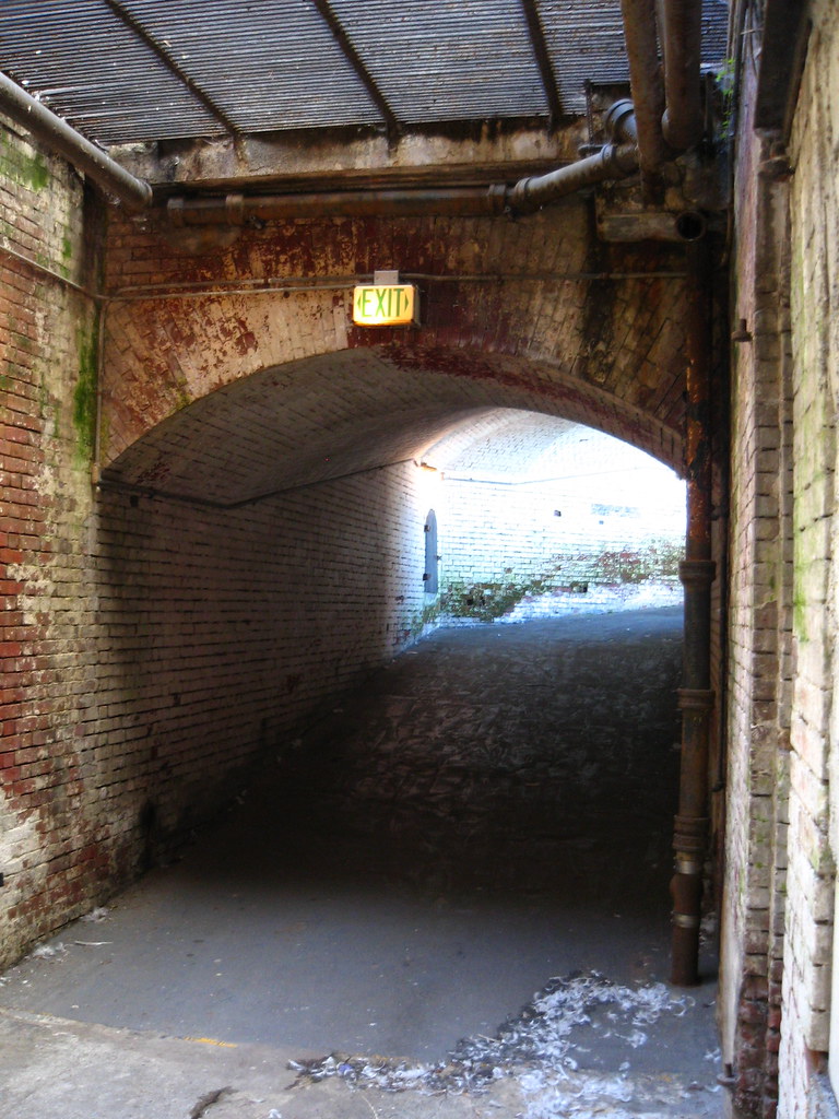 Tunnel