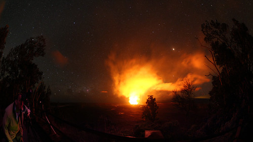 KilaueaEclipse2018 by ttezel, I traveled to Hawaii to observe the total Lunar eclipse of 31st January 2018. For the eclipse, I was