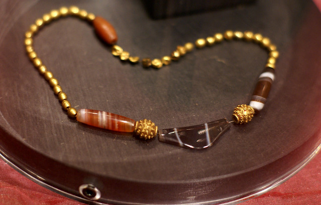 Halskette (Necklace)