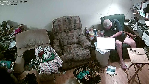 IPCamera alarm:InsideCamera detected alarm at 2019-1-8 18:31:24 | by inside.camera