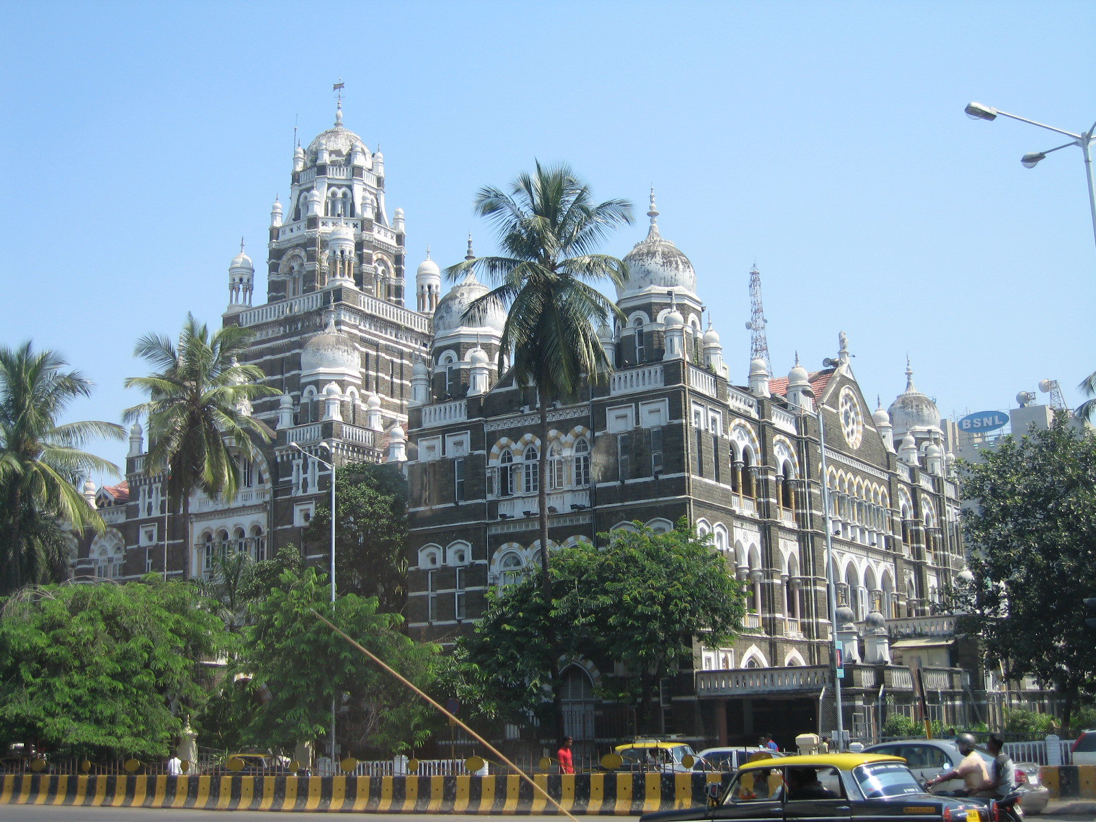 8 Mumbai