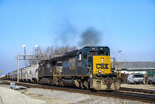 Squared Away | Today’s CP 286 with a CSX SD40-3 and an NS Da… | Flickr