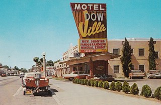 Motel Dow Villa - Lone Pine, California | Back of postcard ...