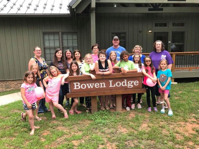 Our newest addition, a six bedroom fully appointed “Bowen Lodge”, is named in honor of Willie Bowen who started his career at Twin Lakes State Park in 1968.